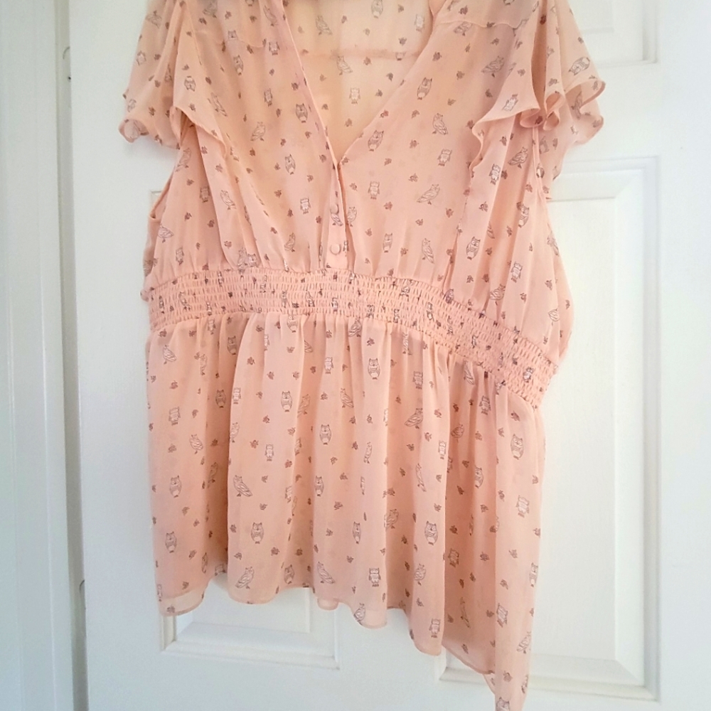 Plus size light pink chiffon torrid button up with owl pattern